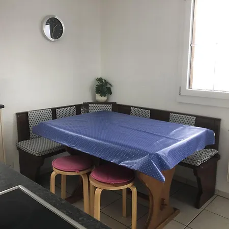 Sunnegruess Appartement-fewo- Dusche- Wc- 2 Schlafraeume 3-zimmerwohnung By Interhome *